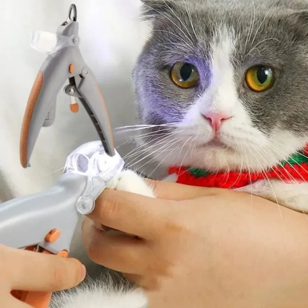 Professional Pet Metal Nail Clipper Scissors with LED Light Cat Dog Nail Clipper Tool Toeclaw Cutter for Pet Cleaning Supplies